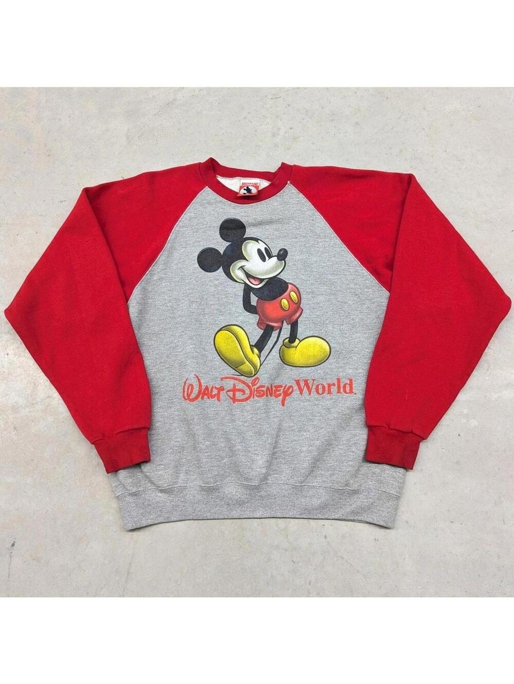Vintage Mickey Mouse Walt Disney World crew neck sweater